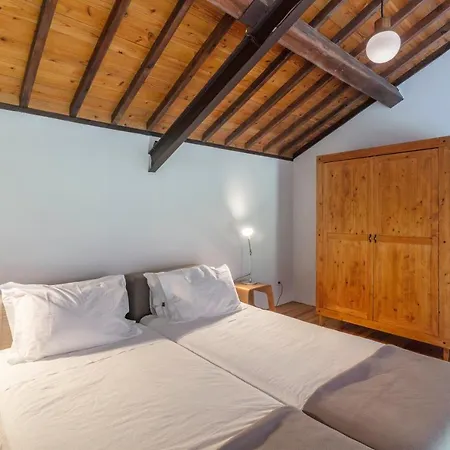Country house Pico Do Refugio -