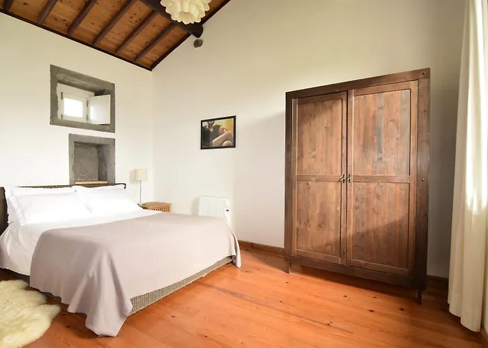 Pico Do Refúgio - * Ribeira Grande